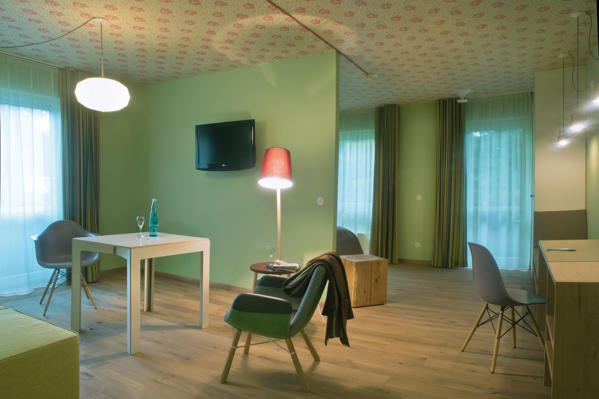 Hotel Gude 4*